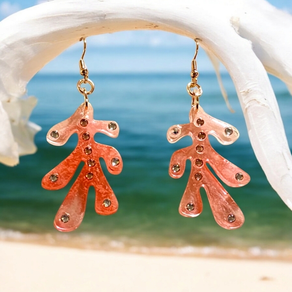 Hand Crafted Jewelry - Coral Reef Inspired/Handmade Resin Dangle Earrings
